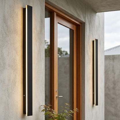 Outdoor Sleek Wall Light